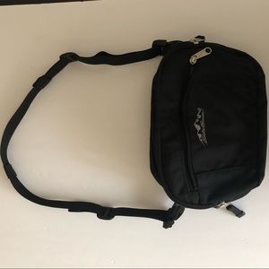 Black Eddie Bauer fanny/shoulder bag